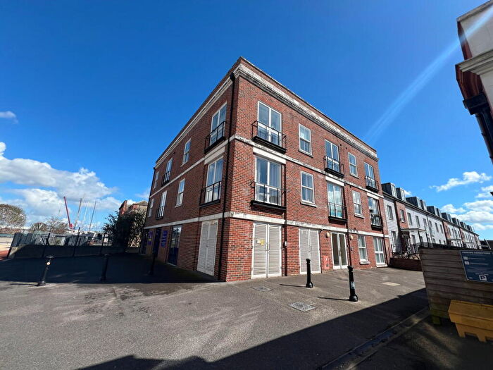 2 Bedroom Flat For Sale In Weevil Lane, Royal Clarence Yard, Gosport, PO12