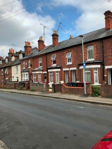 2 Bedroom Flat To Rent In Beecham Road, Reading, RG30