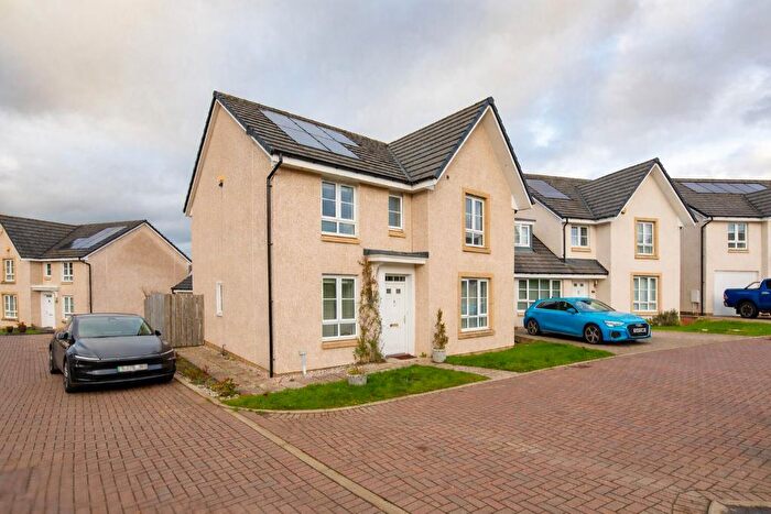 4 Bedroom Detached Villa For Sale In Oykel Crescent, Robroyston, G33