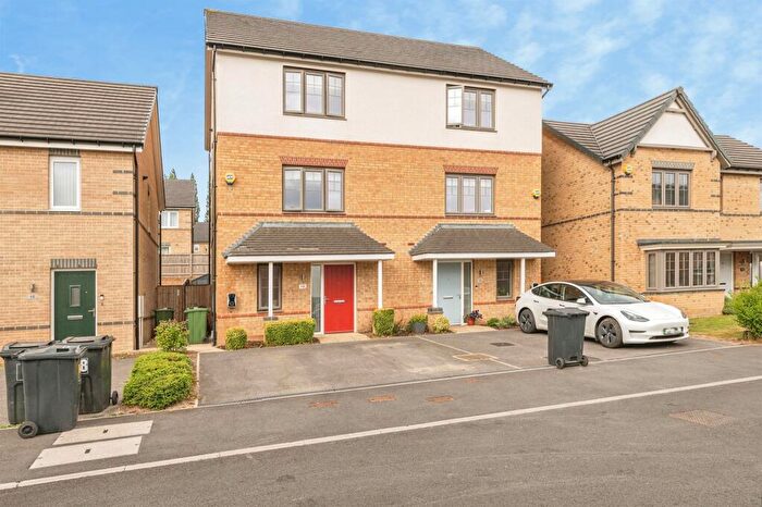 3 Bedroom Semi-Detached House For Sale In Mallard Court, Crosland Moor, Huddersfield, HD4