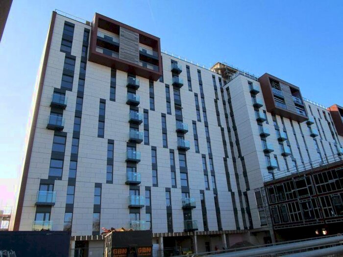 2 Bedroom Flat To Rent In Victoria Avenue, Southend On Sea, SS2