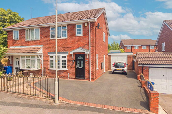 3 Bedroom Semi Detached House For Sale In Ox Street, Upper Gornal, Dudley, DY3