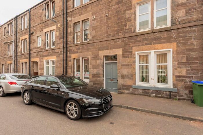 1 Bedroom Flat To Rent In Inchaffray Street, Perth, PH1