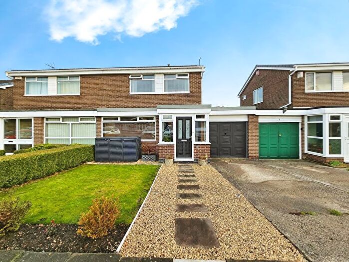 3 Bedroom Semi-Detached House For Sale In Wanlock Close, Cramlington, NE23