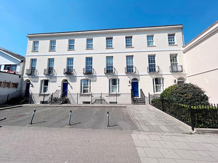 2 Bedroom Flat To Rent In Winchcombe Street, Cheltenham, GL52