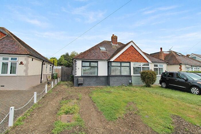 2 Bedroom Semi-Detached Bungalow For Sale In The Crossway, Portchester, PO16