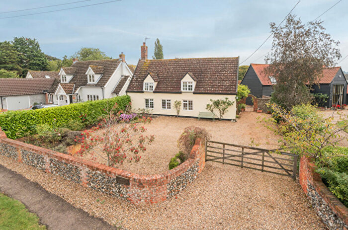 3 Bedroom Detached House For Sale In Upper Street, Stanstead, Sudbury, Suffolk, CO10