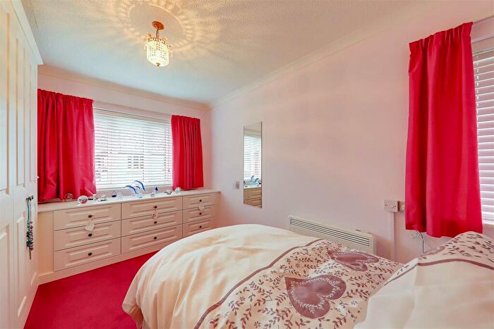 2 Bedroom Retirement Property For Sale In The Cloisters, Carnegie Road, Worthing, BN14