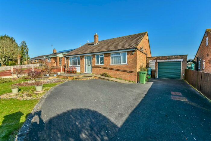 2 Bedroom Detached Bungalow For Sale In Bevans Hill, Berkeley, GL13
