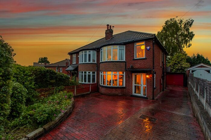 3 Bedroom Semi-Detached House For Sale In Norton Road, Leeds, LS8