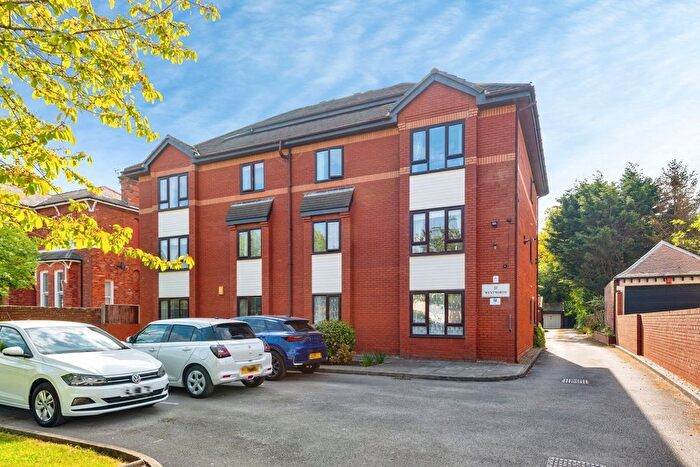 2 Bedroom Flat For Sale In Westcliffe Road, Southport, PR8