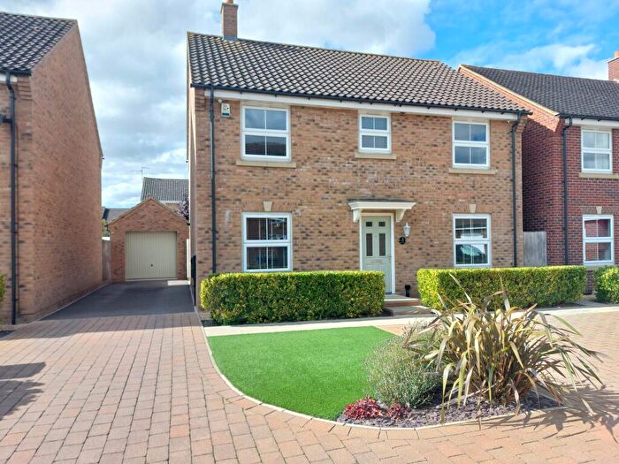 4 Bedroom Detached House For Sale In Briar Court, Yaxley, Peterborough, PE7