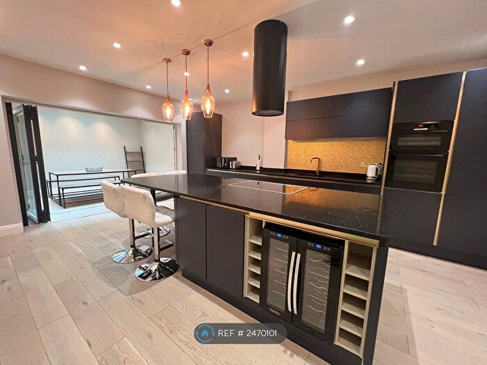 2 Bedroom Maisonette To Rent In Dawes Road, London Fulham, SW6