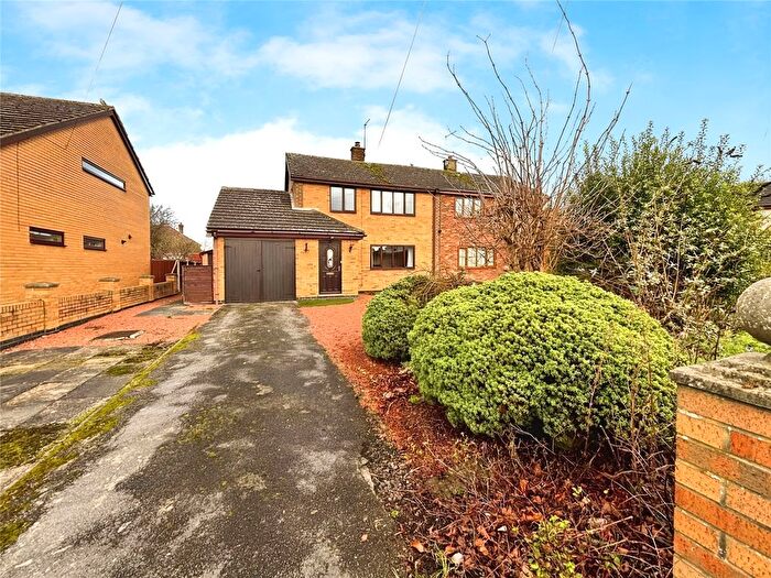 3 Bedroom Semi-Detached House For Sale In Airmyn Road, Goole, DN14