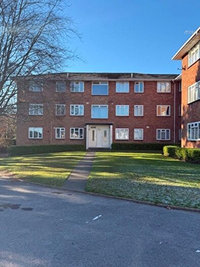 2 Bedroom Flat To Rent In Talbot Avenue, Winton, Bournemouth, BH3