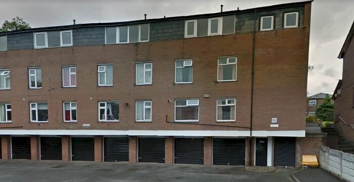 Studio To Rent In Sandy Walk, Royton, Oldham, OL2