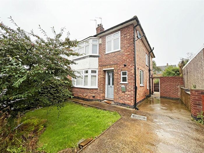 3 Bedroom Semi-Detached House To Rent In Somersby Road, Mapperley, Nottingham, NG3