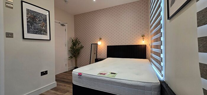 Studio To Rent In Hawthorne Road, Edmonton, N18