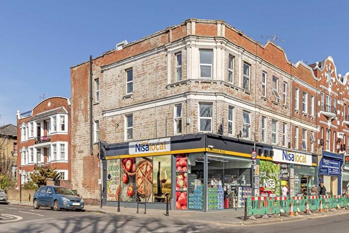 Studio To Rent In Uxbridge Road, Shepherds Bush, W12