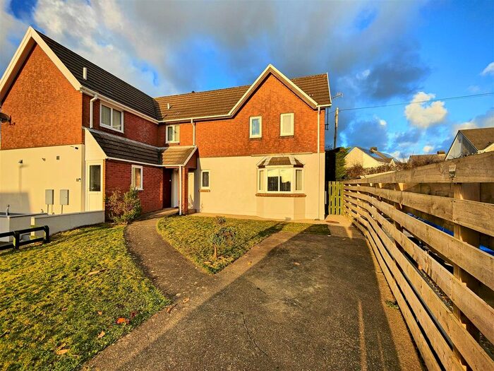 3 Bedroom Semi-Detached House To Rent In Bro Stinian, Dwrbach, Fishguard, SA65