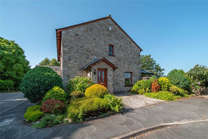 3 Bedroom End Of Terrace House For Sale In Beathwaite Gardens, Levens, Kendal, Cumbria, LA8