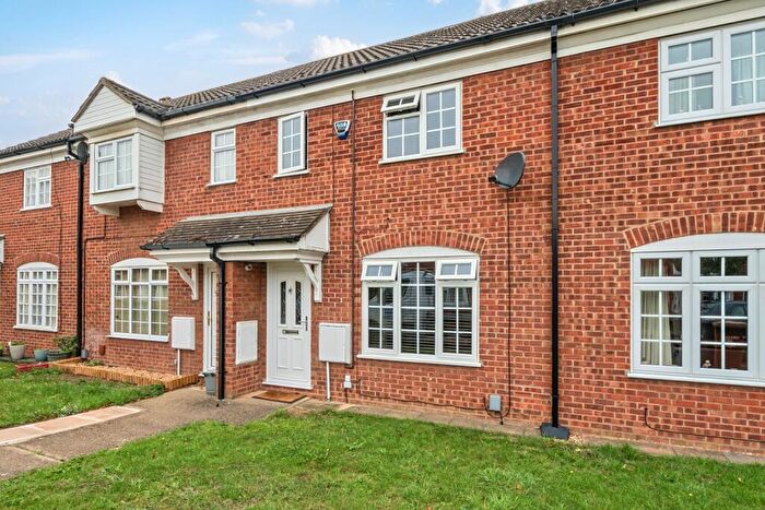 3 Bedroom Terraced House For Sale In Alconbury Close, Peterborough, PE2