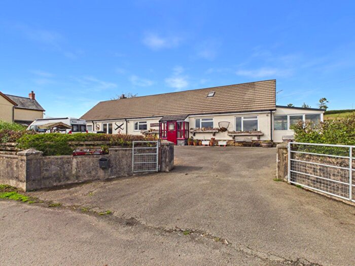 4 Bedroom Detached Bungalow For Sale In Llanpumsaint, Carmarthen, SA33