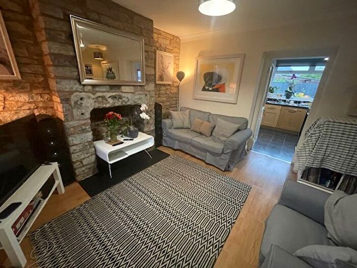 3 Bedroom Terraced House To Rent In Church Road, Street, BA16