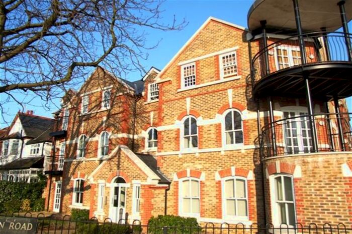 2 Bedroom Apartment To Rent In Hetton House, Station Road, Loughton, IG10