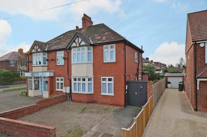 3 Bedroom Semi-Detached House To Rent In Boroughbridge Road, York, YO26