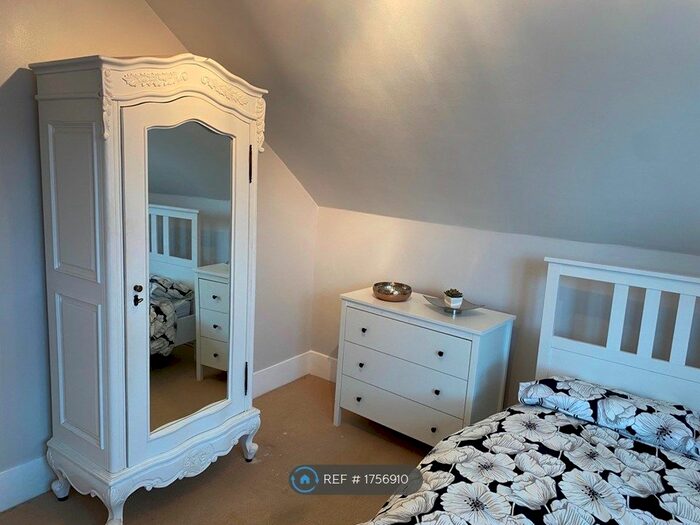 Studio To Rent In Howden Road, Crystal Palace, SE25