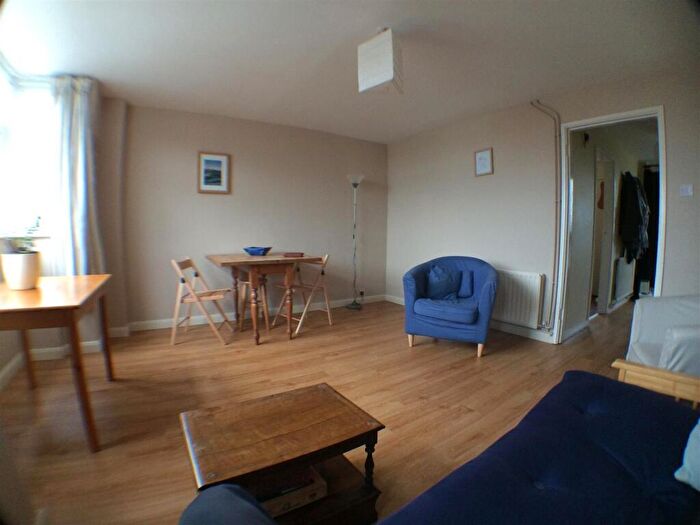 2 Bedroom Apartment To Rent In Chesterton Road, Cambridge, CB4