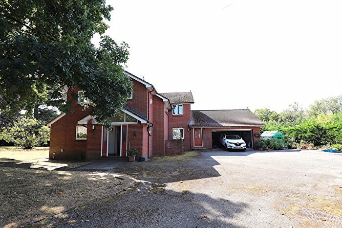 4 Bedroom Detached House To Rent In Rookwood Close, Honiton, EX14