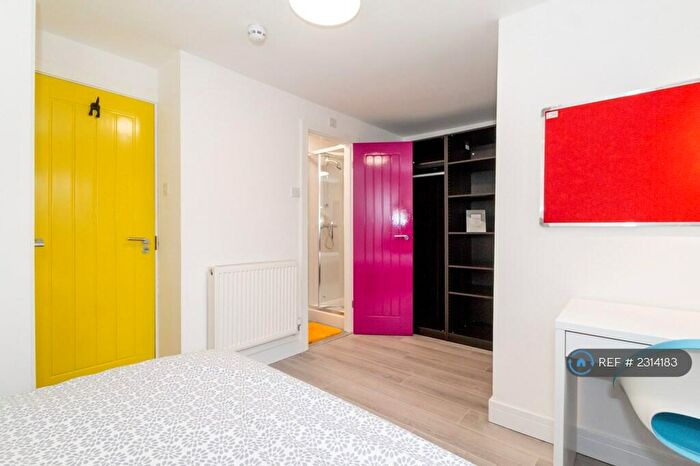 6 Bedroom Terraced House To Rent In Saxony Road, Liverpool, L7