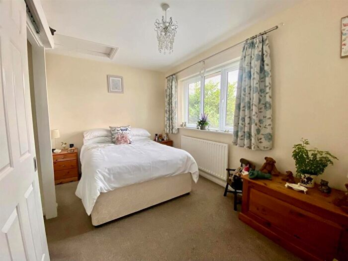 1 Bedroom End Of Terrace House To Rent In Pembroke Close, Marston Moretaine, Bedford, MK43