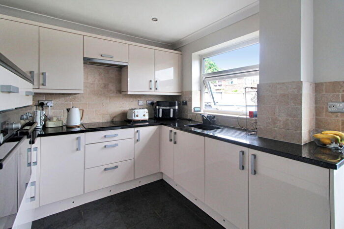 3 Bedroom Detached House For Sale In Randle Meadow, Great Sutton, Ellesmere Port, CH66