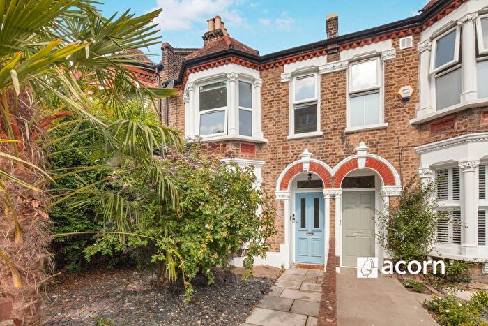 2 Bedroom Flat To Rent In Dunstans Road, London, SE22