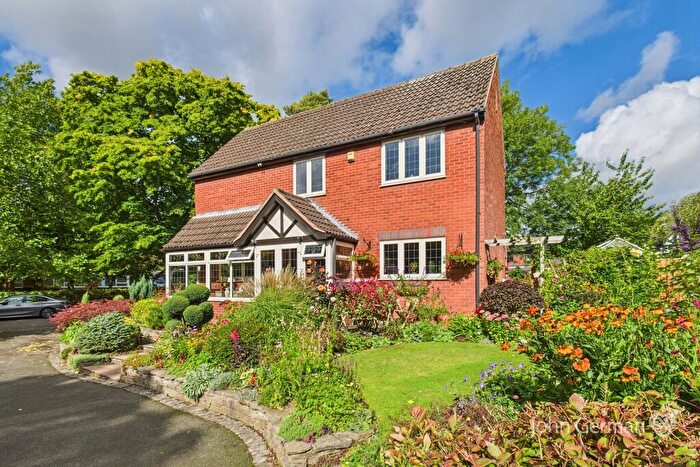 4 Bedroom Detached House For Sale In Chapel Green, Doveridge, DE6