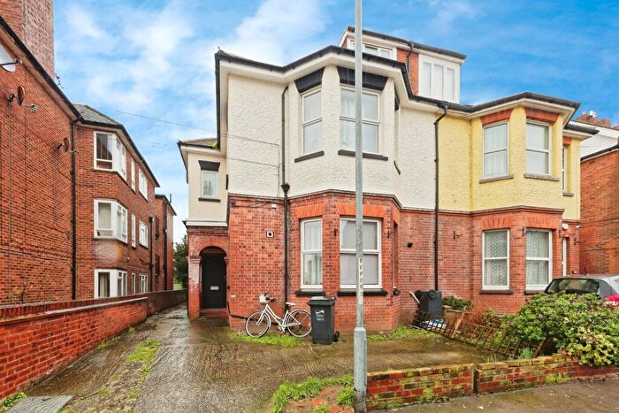 2 Bedroom Flat For Sale In Surrey Road, Cliftonville, Margate, Kent, CT9