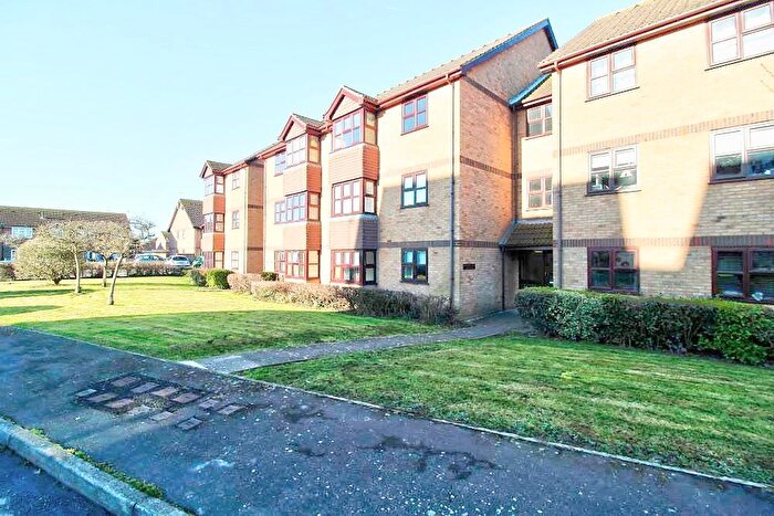 1 Bedroom Flat For Sale In Snowdon Close, Eastbourne, BN23