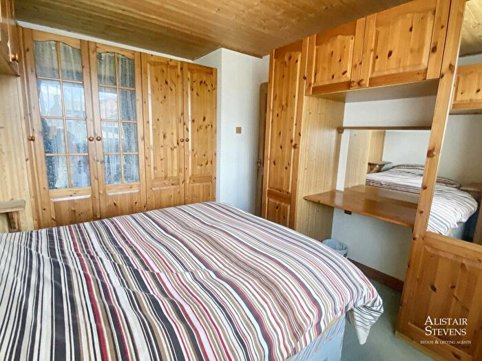 3 Bedroom Town House For Sale In Percival Walk, Oldham, OL2