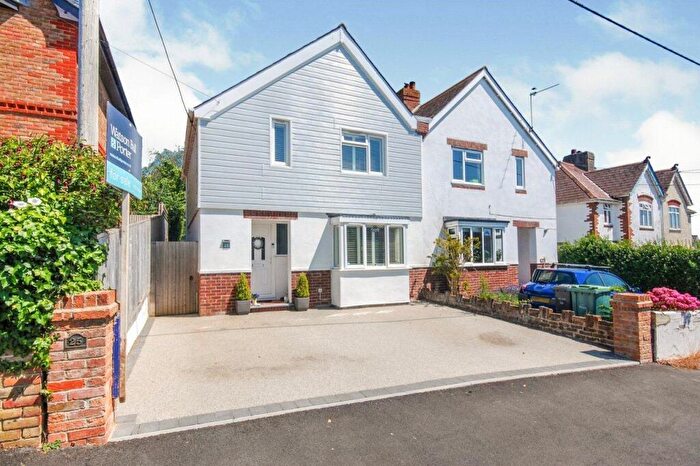 3 Bedroom House To Rent In Station Road, St Helens, PO33