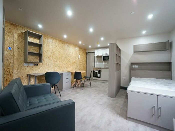 Studio To Rent In High Street, Bangor, LL57