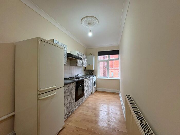 1 Bedroom Flat To Rent In Holloway Road, London, N7
