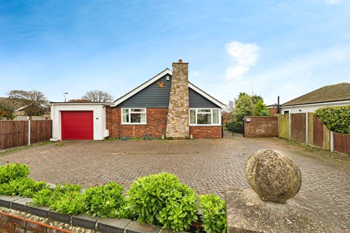 3 Bedroom Detached Bungalow For Sale In Yallop Avenue, Gorleston, Great Yarmouth, NR31