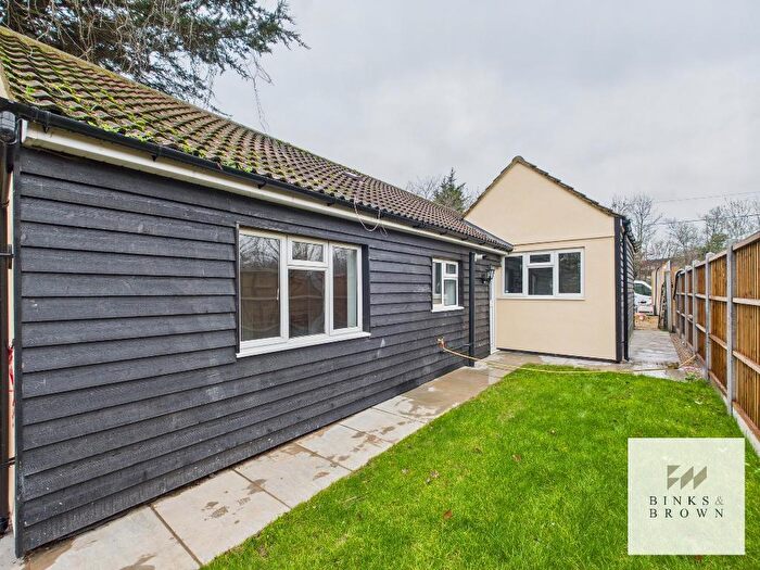 3 Bedroom Detached House For Sale In Burnt Mills Road, Pitsea, Basildon, Essex, SS13