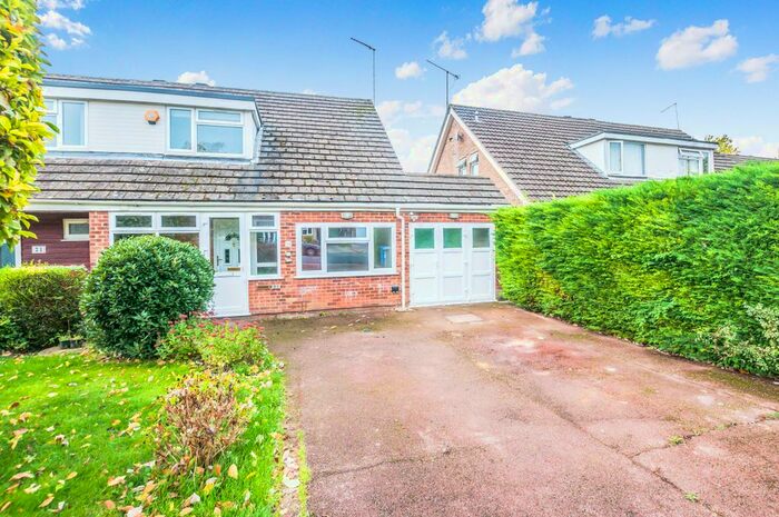 3 Bedroom Semi-Detached House To Rent In Cadwell Drive, Maidenhead, SL6