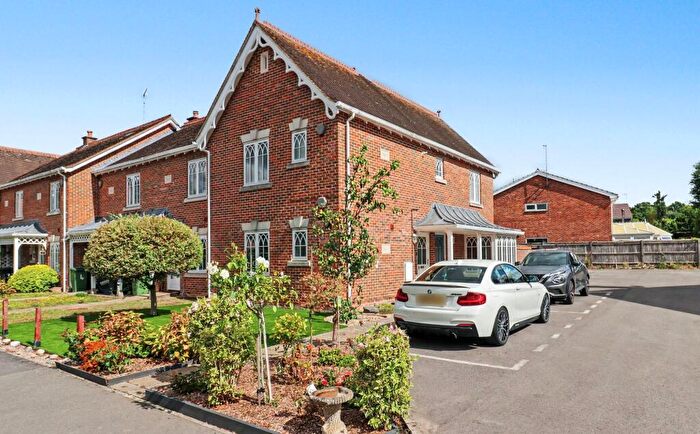 1 Bedroom Flat For Sale In Church Lane, Colden Common, SO21