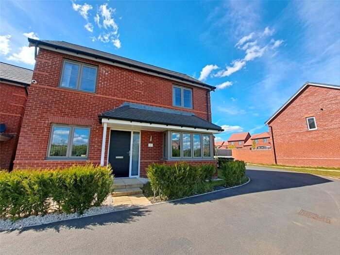 4 Bedroom Detached House For Sale In Jade Close, Newhall, Swadlincote, Derbyshire, DE11