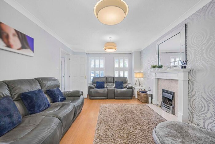 4 Bedroom Detached House For Sale In Pinkers Mead, Emersons Green, BS16